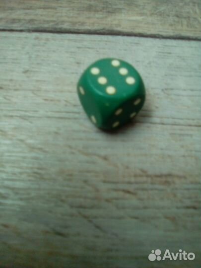 Кубик игральный