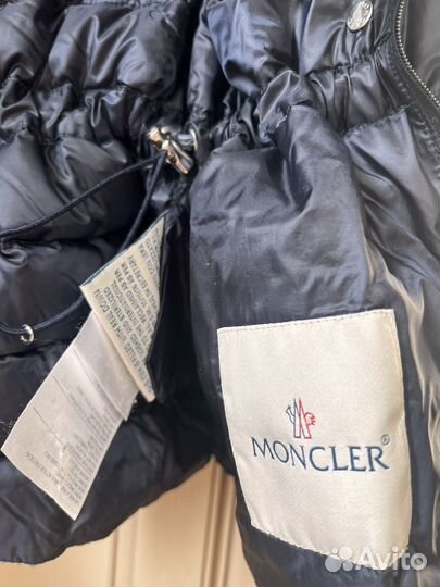 Пуховик moncler детский 128 (весна)
