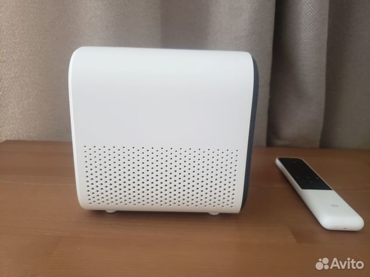 Проектор Xiaomi Mi Smart Compact Projector