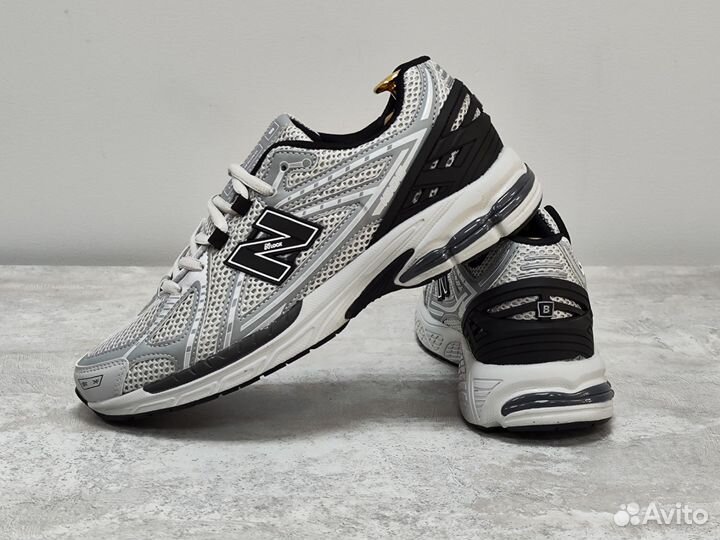 Кроссовки мужские new balance