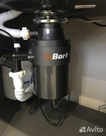 Измельчитель пищевых отходов Bort titan 4000