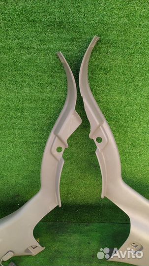 Обшивка стойки кузова пара задняя Cadillac