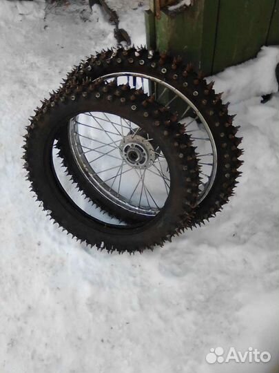 Колёса шипованые Р19 и Р 16