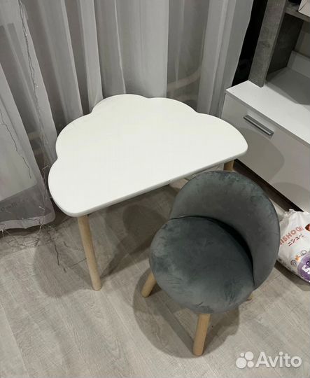 Детский стол и стул