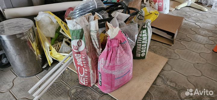 Сухие строительные смеси остатки