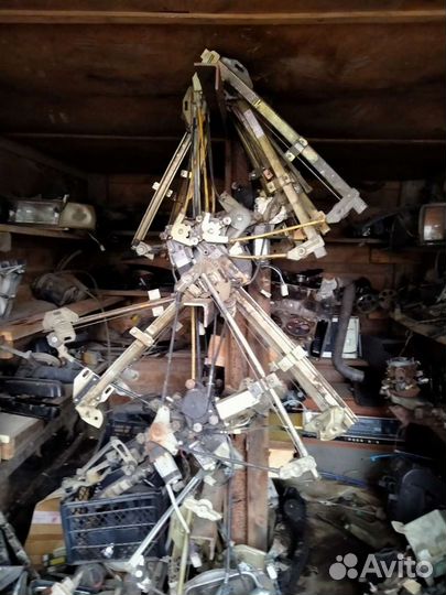 Стеклоподъёмник ваз 2109-2112