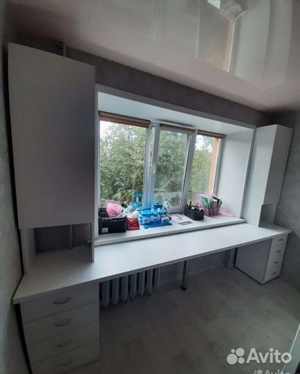 Стол компьютерный