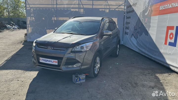 Лонжерон передний правый Ford Kuga