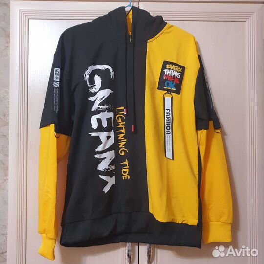 Спортивный костюм