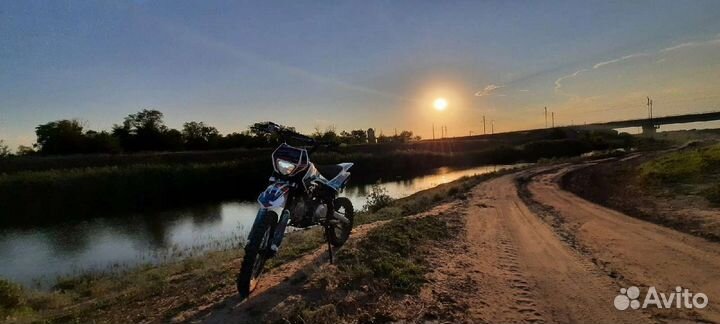 Питбайк Regulmoto seven medalist 17/14 150E