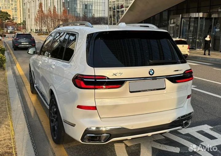 BMW X7 3.0 AT, 2024, 4 800 км