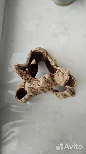 Грот для аквариума