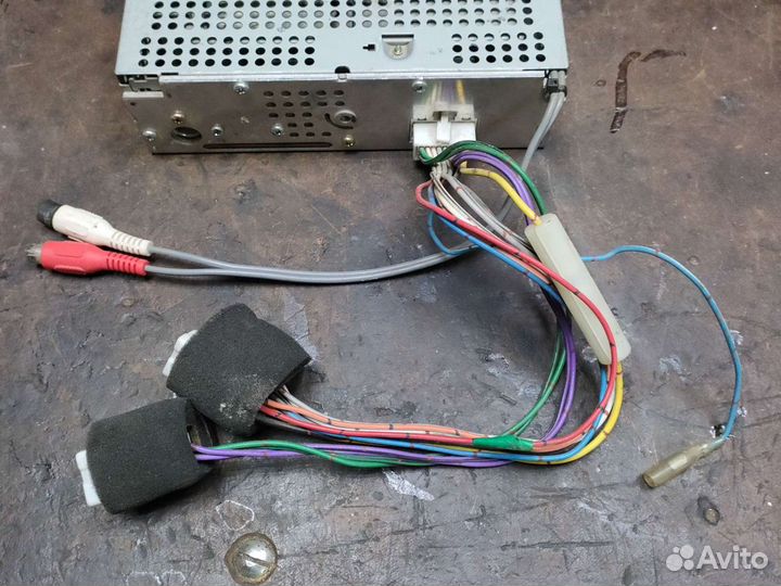 Магнитола Addzest (Clarion) db335