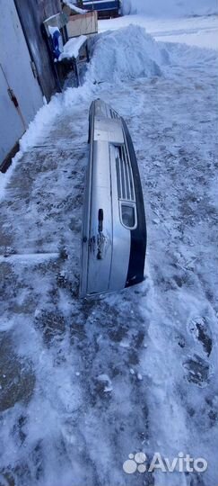 Флагшток на Mercedes