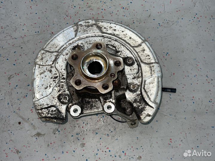 Кулак задний правый BMW X5 X6 X7 G05 G06 G07