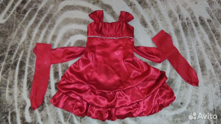 Платье праздничное