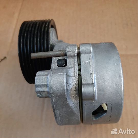 Натяжитель приводного ремня mercedes Actros