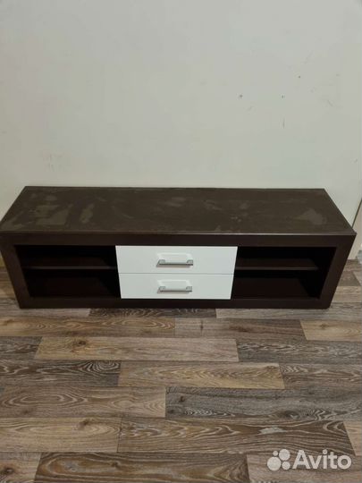 Тумба под телевизор