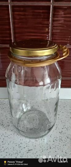 Банка 1.5 и 3 литра