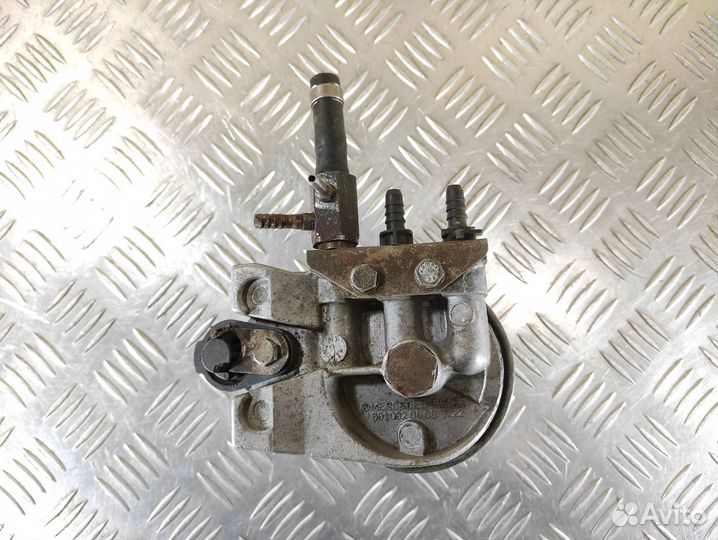 Кронштейн масляного фильтра Vito 1996-2003