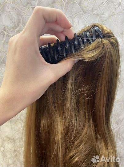 Шиньон из искусственных волос