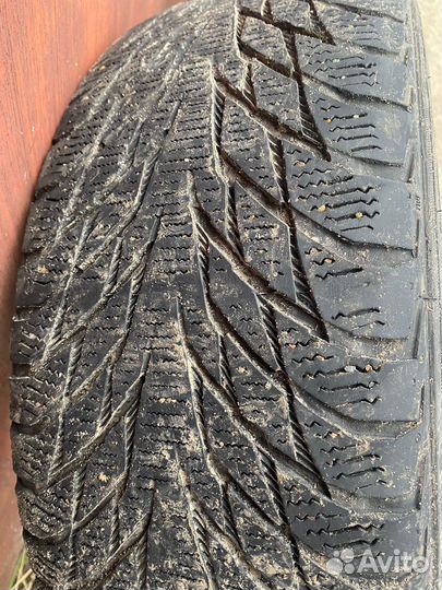 Nokian Tyres Hakkapeliitta R2 205/60 R16