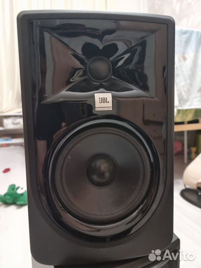 Студийные мониторы jbl 305