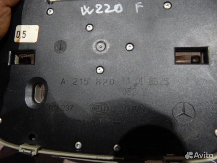 Светильник салона передний A2158201301 Mercedes-Be