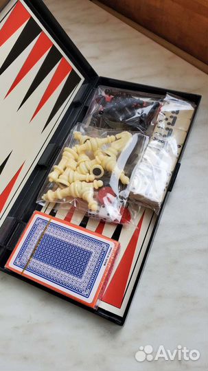 Шахматы магнитные, 5 в 1, новые, +шашки, нарды, ка