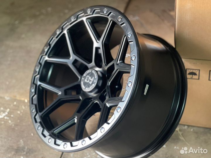 Диски R17 6x139.7 OFF road Sakura Wheels
