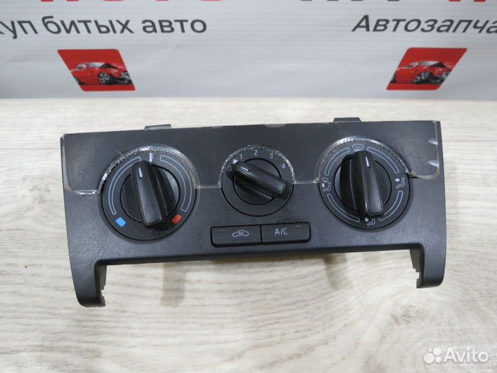 Блок управления отопителем Volkswagen Polo