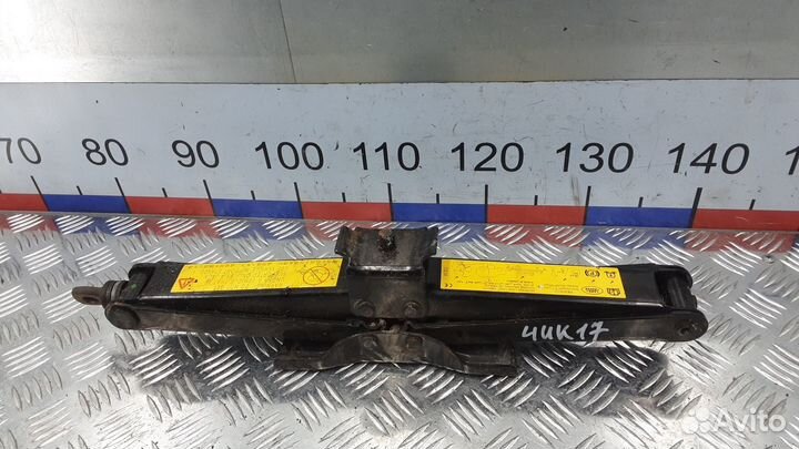 Домкрат на Land Rover Range Rover Sport