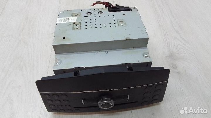 Магнитола Mercedes-Benz A2048700196