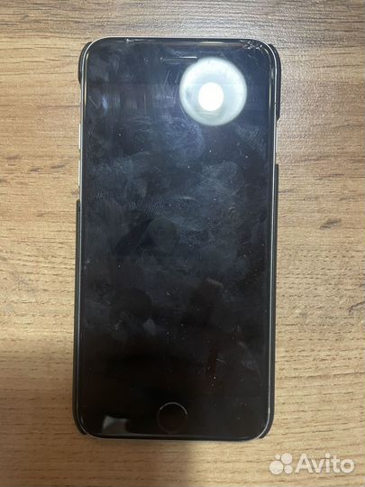 iPhone SE (2020), 64 ГБ