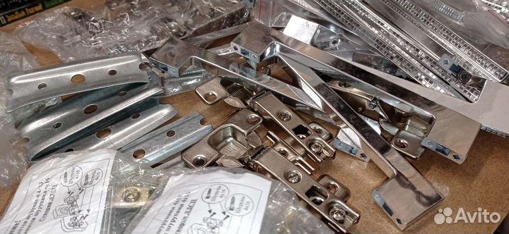 Мебельная фурнитура