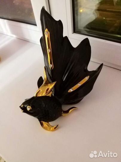 Фарфоровая рыбка