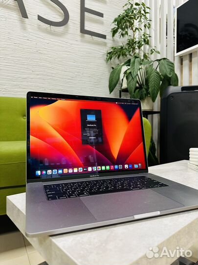 Apple MacBook Pro 15 2018 16/512 Идеал. Гарантия