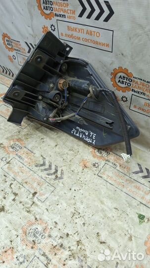 Фонарь задний левый внешний Nissan X-Trail T32