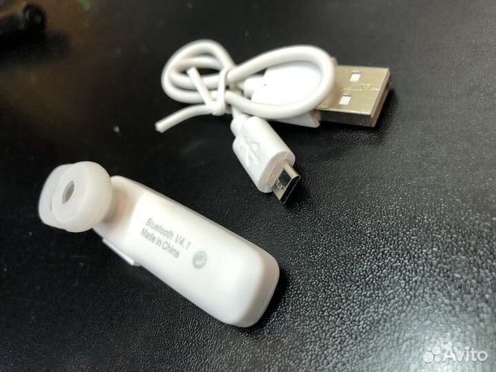 Bluetooth гарнитура новая