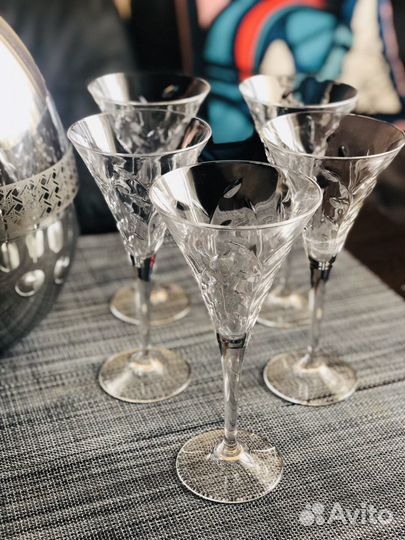 Бокалы для коктейлей