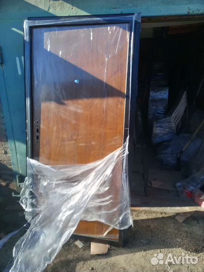 Дверь входная