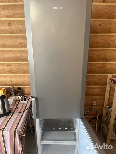 Холодильник бу веко