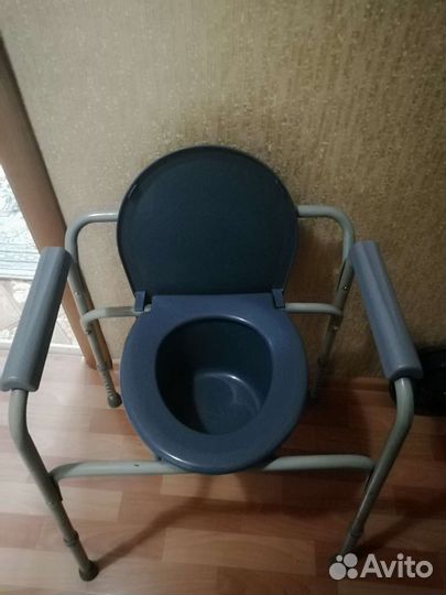 Санитарное Кресло туалет