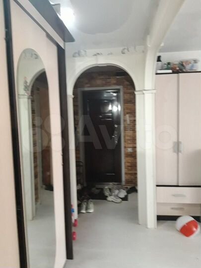 3-к. квартира, 70 м², 1/9 эт.