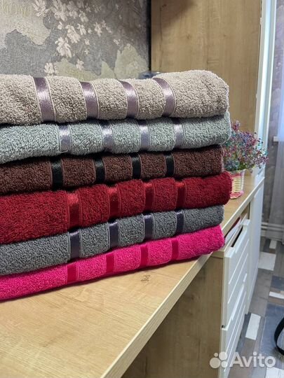 Махровые полотенца новые