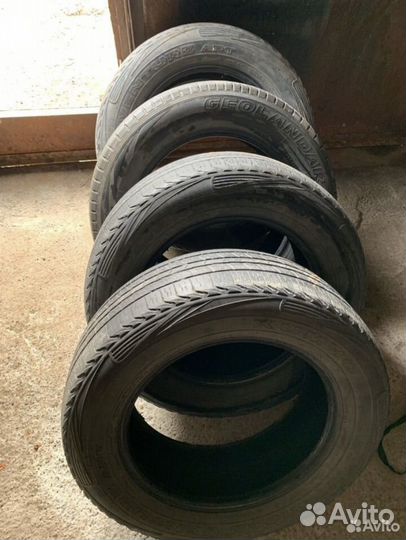 Yokohama E102 225/65 R17