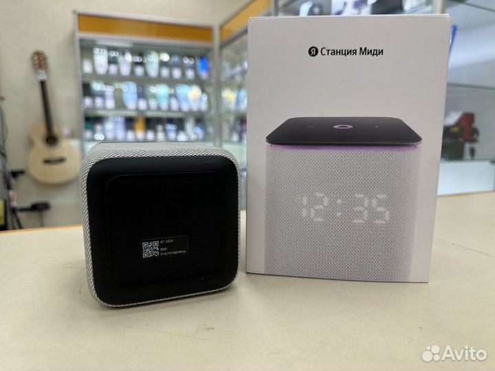 Умная колонка Яндекс Станция Миди