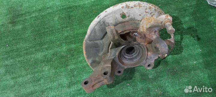 Перед.правый поворотный кулак максима а32, цефиро