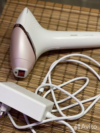 Philips Фотоэпилятор Lumea Prestige BRI950/00 IPL