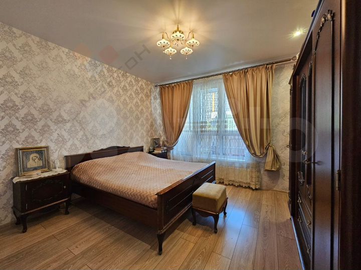 2-к. квартира, 71,9 м², 3/16 эт.